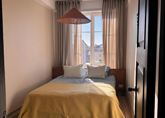 Sunny 2 Bedroom In The Center Apartamento